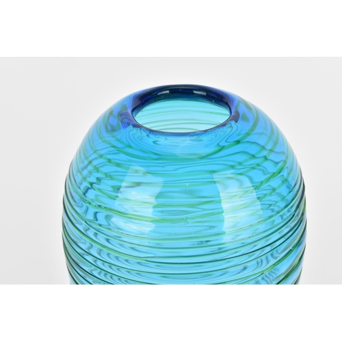 122 - An Italian hand blown filo girato glass vase, probably by Fulvio Bianconi, Venice, the blue ground o... 