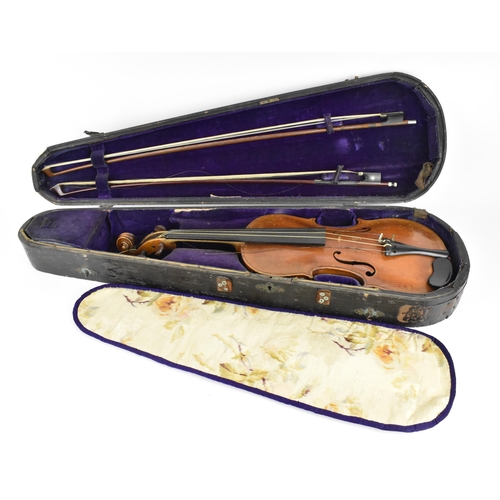 173 - A late 19th century English violin by Dearlove, Leeds, 1884, with one piece back, 4/4 size, with mak... 