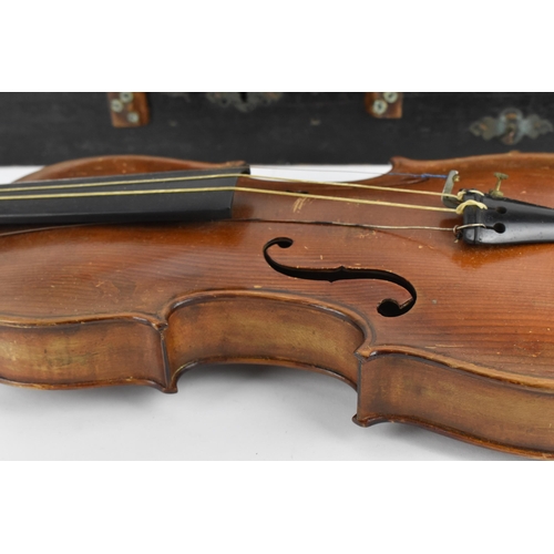 173 - A late 19th century English violin by Dearlove, Leeds, 1884, with one piece back, 4/4 size, with mak... 