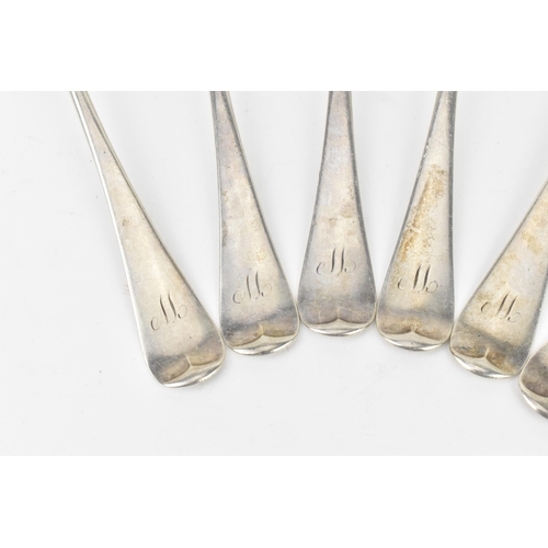 207 - A set of six Victorian Scottish silver dessert spoons by James Howden & Co, Edinburgh 1851, in the H... 