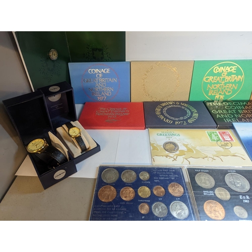 120 - A mixed lot of commemorative and other coins to include 1971-1977 coinage of Great Britain sets, New... 