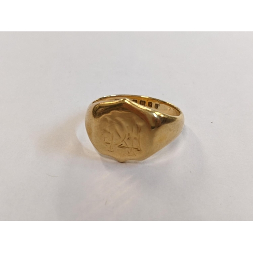 129 - An 18ct gold gents signet ring with initials, 11.6g
Location: CAB6