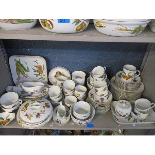 244 - A quantity of Royal Worcester Evesham pattern tableware approximately 140 pieces
Location: 7.2/7.3