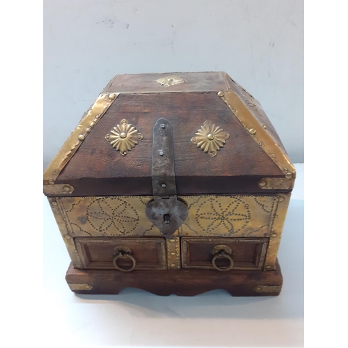 306 - A modern Indian wooden casket with hammered brass decoration, Location: 9:1