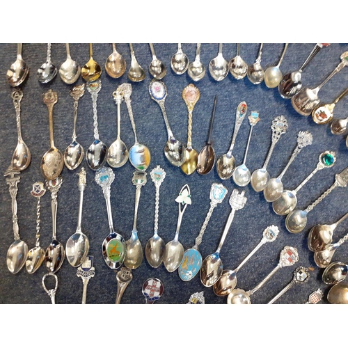 361 - A good collection of collectors teaspoons to include white metal and enamelled examples, together wi... 