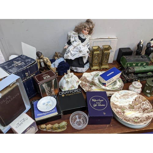 327 - Collectables to include brassware, a model train, decorative plates, a Royal Doulton figure, dolls, ... 