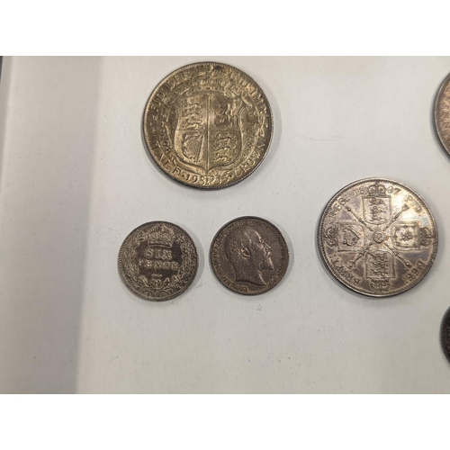 370 - British Silver coinage to include a 1757, a George II sixpence, 1817 George III half crown, an 1836 ... 