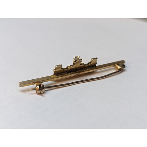 406 - A 9ct gold bar brooch in the form of the Enniskillen Fusiliers Regiment, 4.6g
Location: CAB5