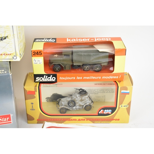 254 - A group of boxed model cars to include a large 1:18 scale European collectables American Airlines Lo... 