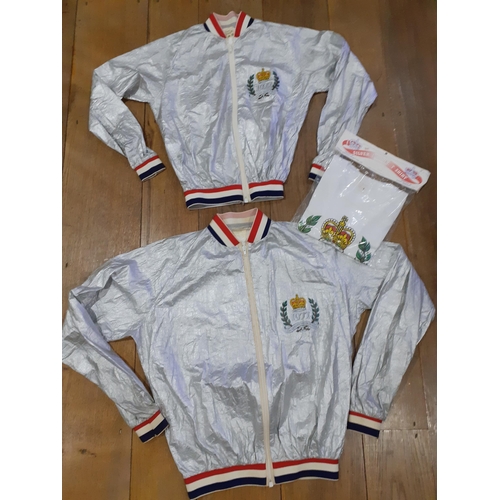 121 - Three items of 1977 Queen Elizabeth II silver Jubilee commemorative clothing comprising a white T-sh... 