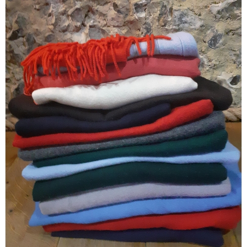 95 - A quantity of cashmere knitwear including a ladies Harrods racing green jumper, a ladies Johnston's ... 