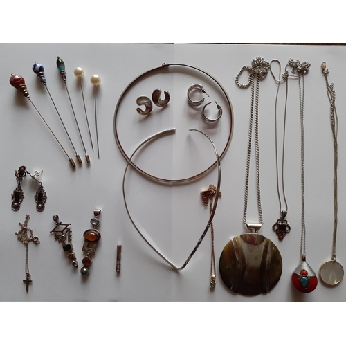 172 - A quantity of Contemporary silver and white metal costume jewellery and other, some with inset colou... 