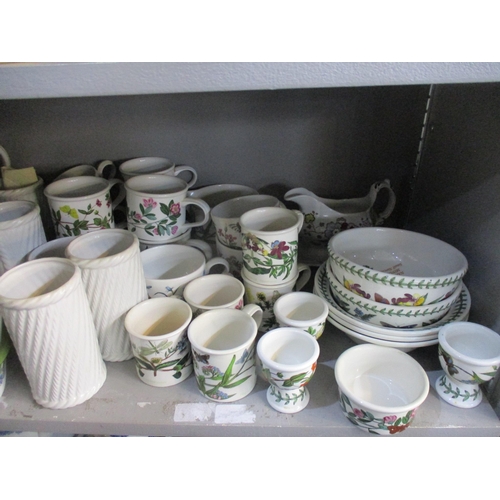 229 - A quantity of Portmerion Botanic Gardens table wares
Location: 10.3