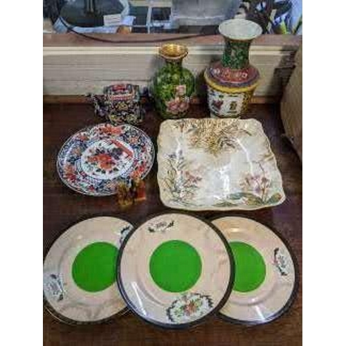 281 - Ceramics to include Japanese plates, an Oriental vase, a cloisonne vase and other items Location: ST... 