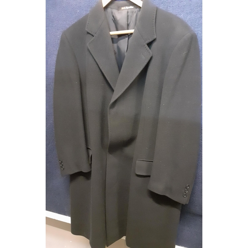 73 - A gents Daks Signature Varianti black cashmere and woollen mix coat, 44/46