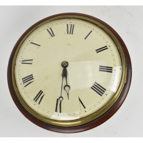 81 - A late 19th/early 20th century mahogany cased dial clock, the convex 12 inch dial with black roman n... 