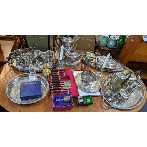 225 - Mixed silver plate to include a large twin handled tray, posy bowl, tureen, cased antler handled cut... 