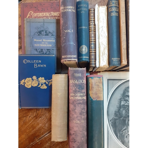 46 - Antiquarian books to include a 19th century The Fables of La Fontane with illustrations by Gustave D... 