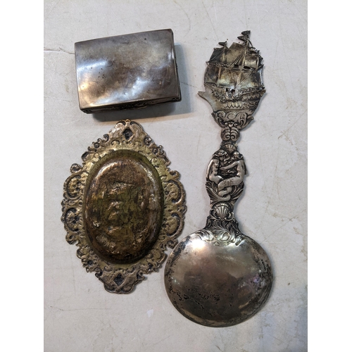 50 - Silver to include a large spoon, a dish, and a lidded box, 300g Location:CAB2