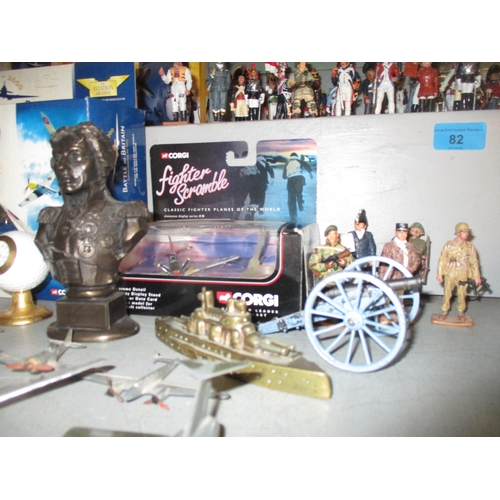 82 - A mixed lot of model soldiers, boxed Aviation archive model planes, Dinky Toys model planes, and oth... 