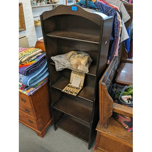 449 - An early/mid 20th century oak open arched top bookcase 142cm h x 50cm w Location:RAB