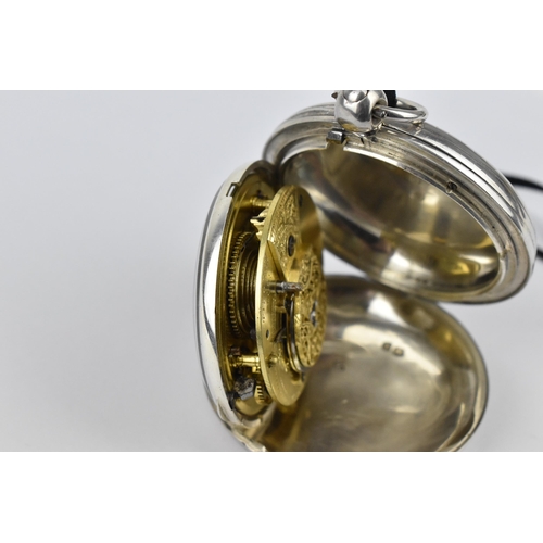 104 - An early 19th century silver full hunter pocket watch having a white enamel dial, with gilt hands, R... 