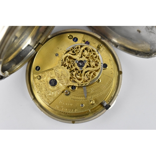 104 - An early 19th century silver full hunter pocket watch having a white enamel dial, with gilt hands, R... 