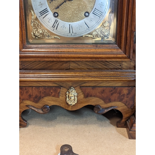 94 - A late 19th century Reinhold Schnekenburger bracket clock with wall hanging bracket, the mixed wood ... 