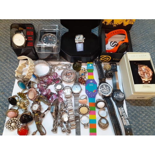 155 - Mixed dress rings and modern watches to include a boxed Soleus, together with cufflinks and a small ... 