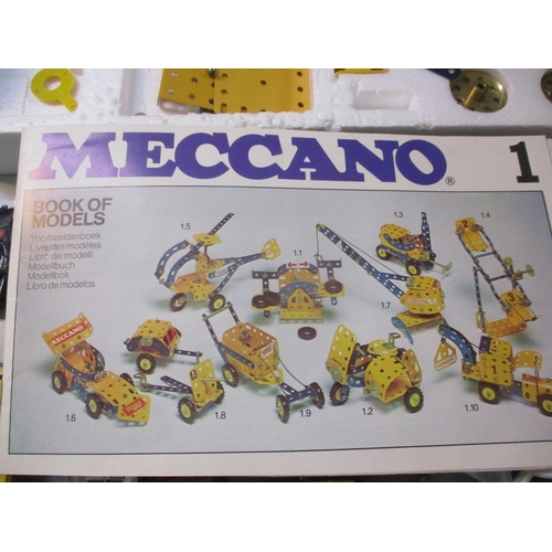 258 - Mixed Meccano to include Meccano motorised set 2
Location: 9.5