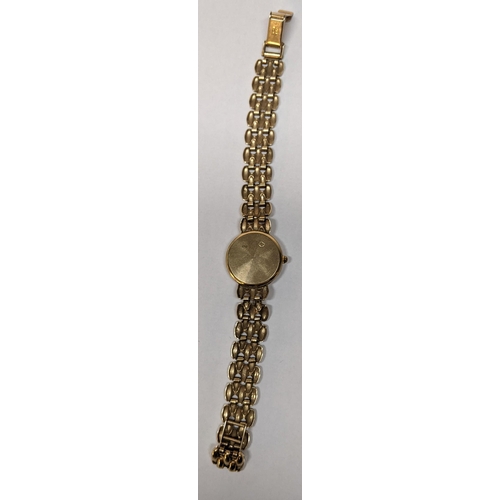 52 - A ladies Accurist 9ct gold wristwatch on a 9ct gold bracelet 15.2g Location: CAB1