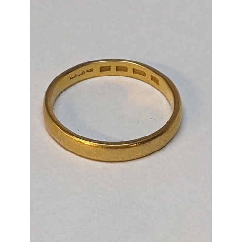 55 - A 22ct gold wedding band, 3.4g
Location: RING