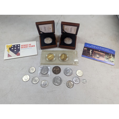 255 - A selection of USA coinage to include a pair of boxed silver 1921 Morgan Dollars, 1941 Mercury Dime,... 