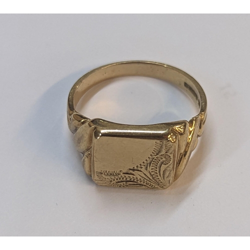 447 - A 9ct gold signet ring having floral design, 4.5g Location: CAB3