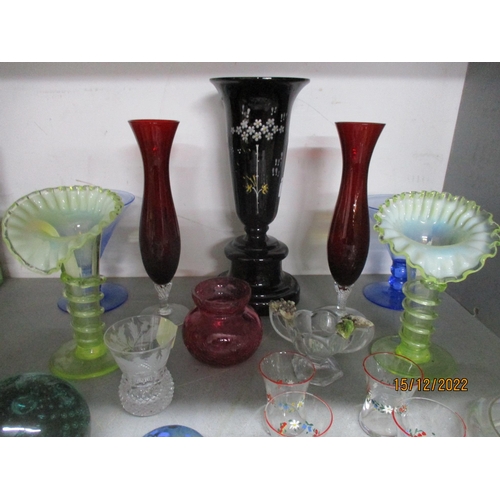 197 - A selection of glassware to include a pair of Victorian Vaseline Jack in the Pulpit vases with appli... 