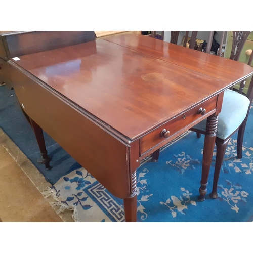 233 - An early 20th century Pembroke table with two chairs, 65cm h x 86cm w
Location: RAB