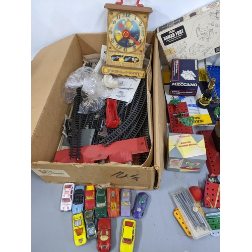 367 - Mixed toys to include Meccano, Corgi toy cars, Mamod steam engine and other items
Location:LWB