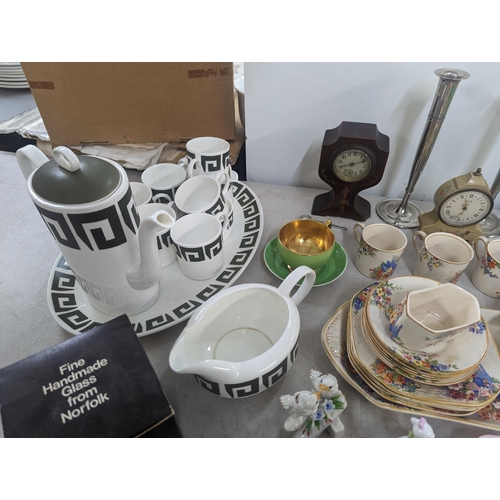 381 - A mixed lot to include ceramics, Hampton, Wedgwood A/F, Harrods cup and saucer, Wade candlesticks, s... 