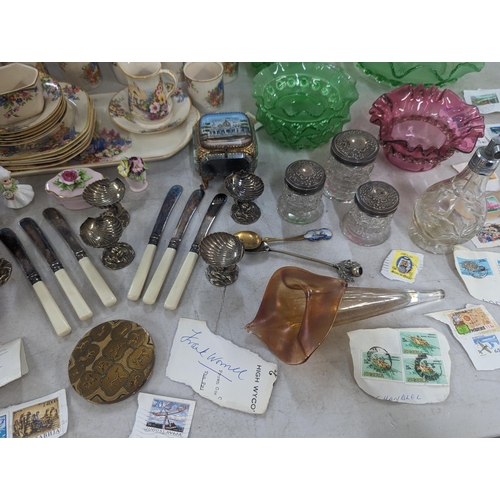 381 - A mixed lot to include ceramics, Hampton, Wedgwood A/F, Harrods cup and saucer, Wade candlesticks, s... 