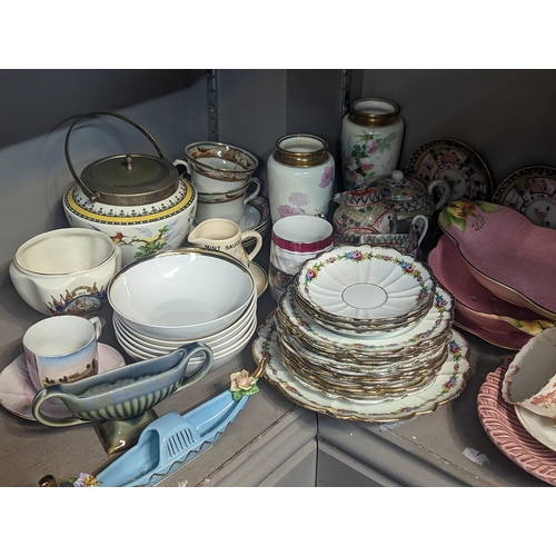 386 - A mixed lot of ceramics to include a large Royal Doulton bowl, Royal Winton, Minton, Japanese hand p... 