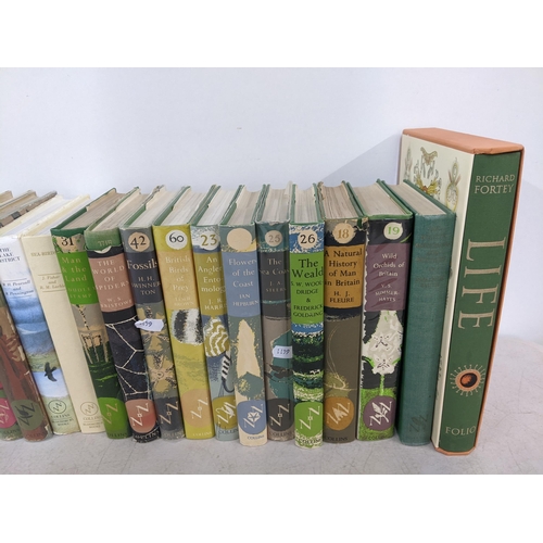 500 - A collection of Collins books to include 'The Highlands and Islands', 'The Sea Shore' and others
Loc... 