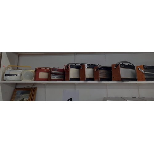 285 - A quantity of vintage Roberts radios and others A/F to include two Roberts R707 models A/F
Location:... 