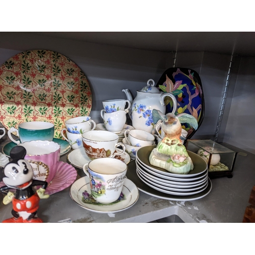 387 - A mixed lot of ceramics to include a Carltonware bowl, Adderley part tea set, Adderley model of a Ki... 