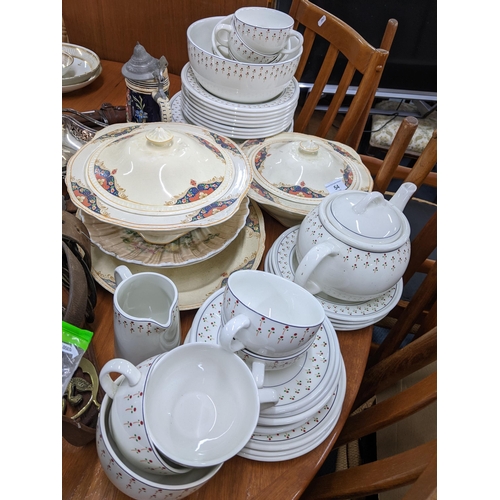 54 - Vintage Midwinter tableware and mixed ceramics,Location:A3B