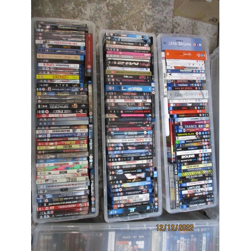 121 - A collection of DVDs to include Doctor Who, Children's DVDs including Chicken Run, along with Thunde... 