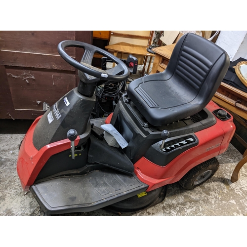 518 - A Mountfield MJ66SD ride on lawn mower
Location:G