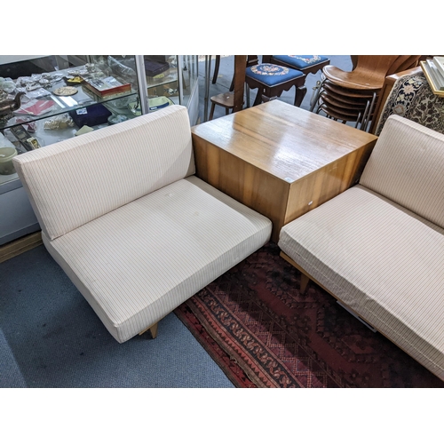 522 - A mid 20th century retro Scandinavian corner sofa with inset square topped coffee table 71cm h x 236... 