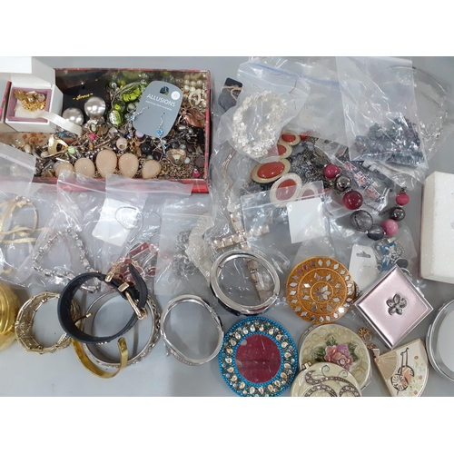 536 - A large quantity of costume jewellery to include a Lorus gents watch and blazer buttons Location: A1... 