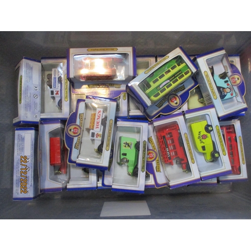 585 - Three boxes of Oxford die cast metal replica model vehicles and others
Location: RAF