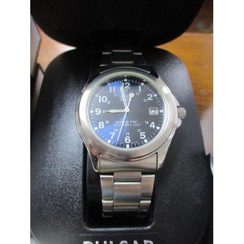 98 - A modern quartz wristwatch comprising a branded Seiko automatic navigator timer in a Pulsar box, a L... 